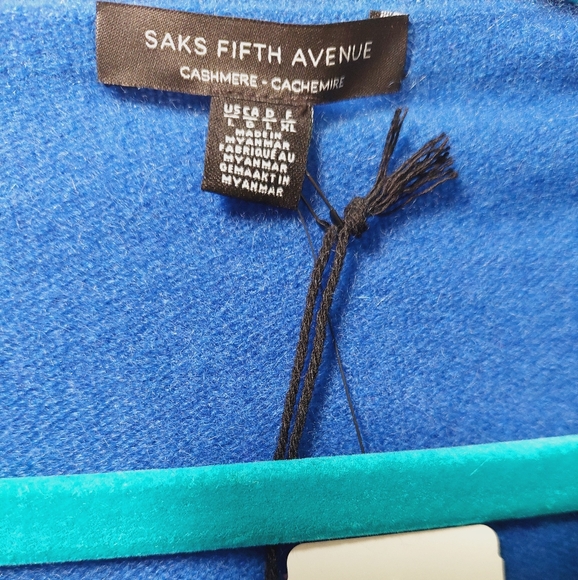 Saks Fifth Avenue Blue V-Neck Sweater - Picture 6 of 10